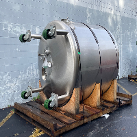 Northland Stainless 5600L Portable Tank image 0